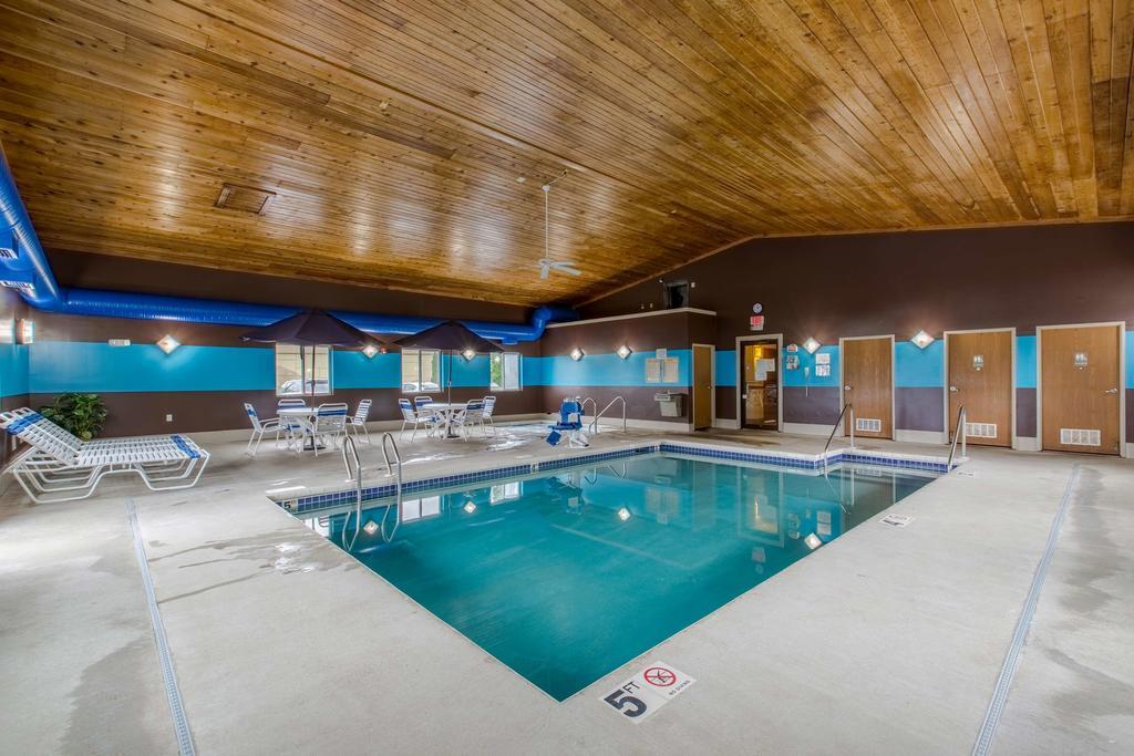 Motel 6-Baraboo, Wi - Lake Delton-Wisconsin Dells エクステリア 写真