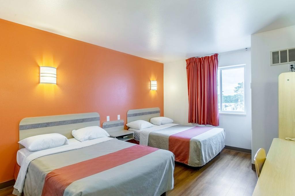 Motel 6-Baraboo, Wi - Lake Delton-Wisconsin Dells エクステリア 写真