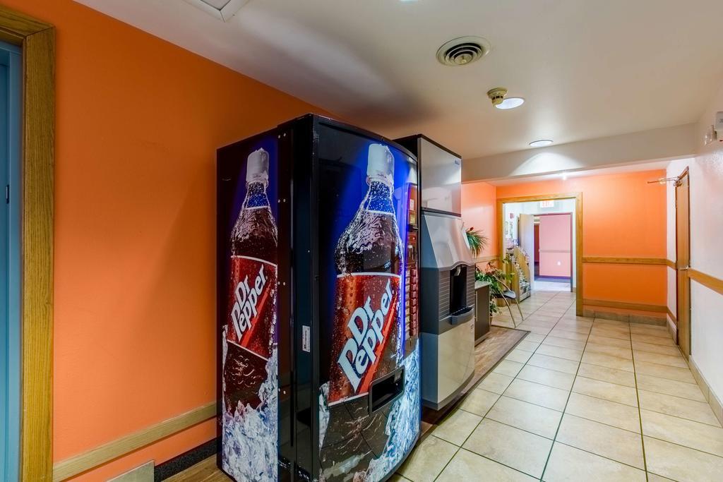 Motel 6-Baraboo, Wi - Lake Delton-Wisconsin Dells エクステリア 写真