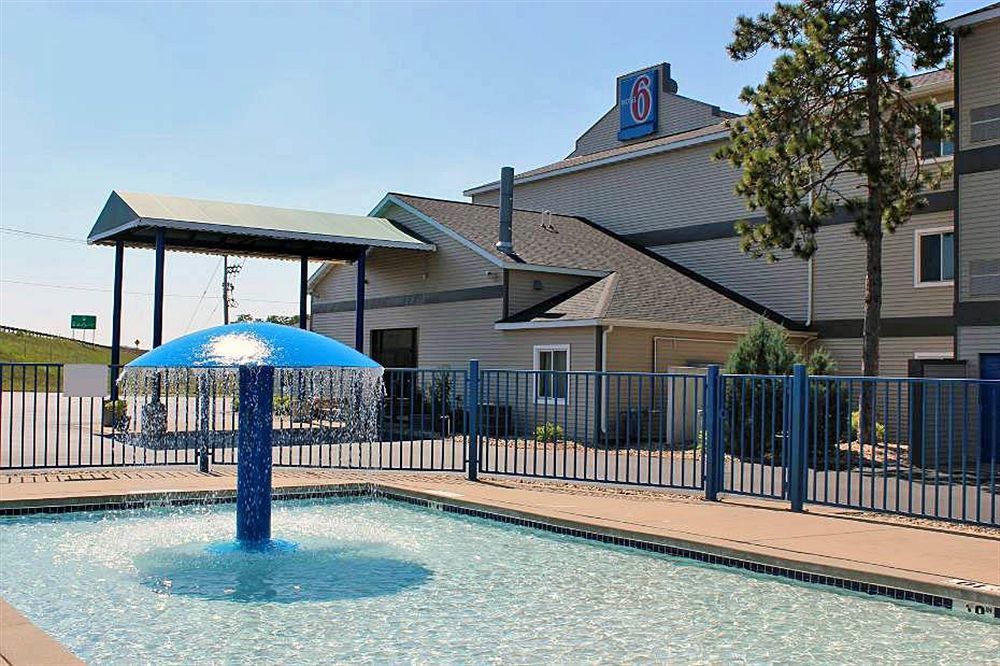 Motel 6-Baraboo, Wi - Lake Delton-Wisconsin Dells エクステリア 写真